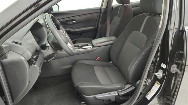 Used 2023 Nissan Sentra SV image 18