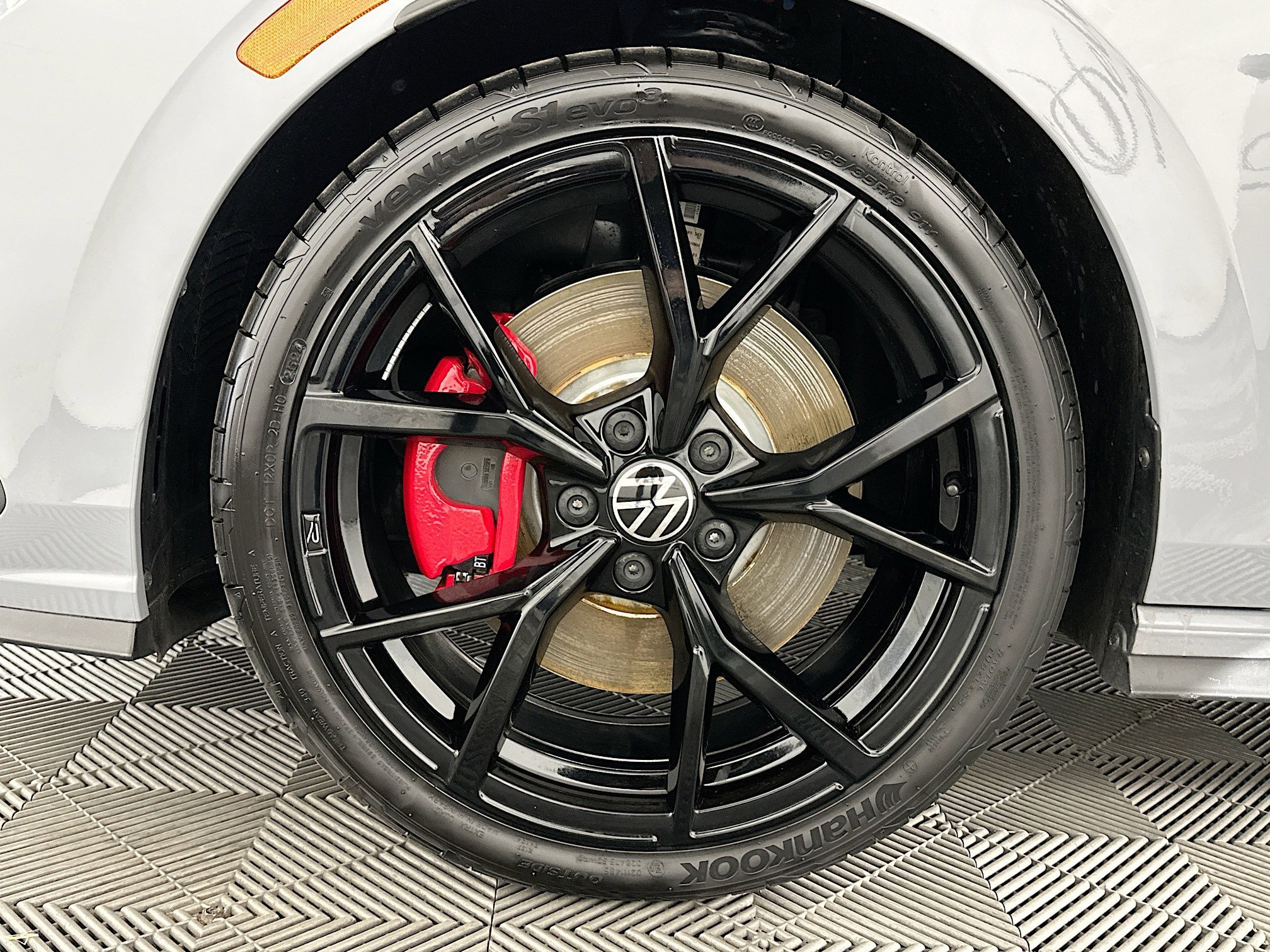 Used 2024 Volkswagen GTI SE image 34