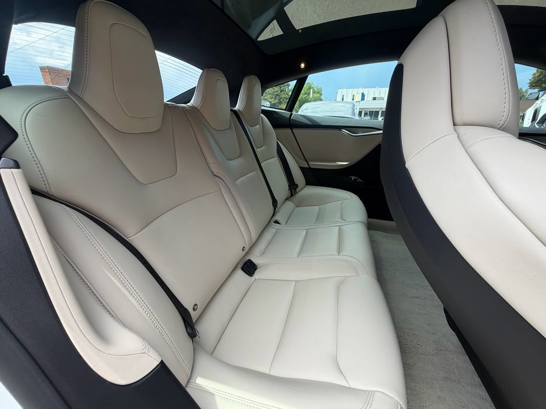 Used 2019 Tesla Model S Performance AWD/4WD image 27