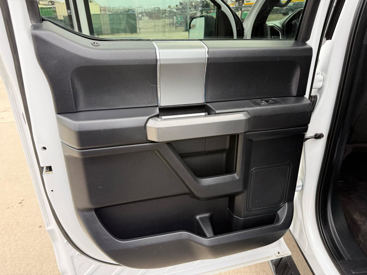 Used 2017 Ford F150 XLT w/ Equipment Group 301A Mid image 17