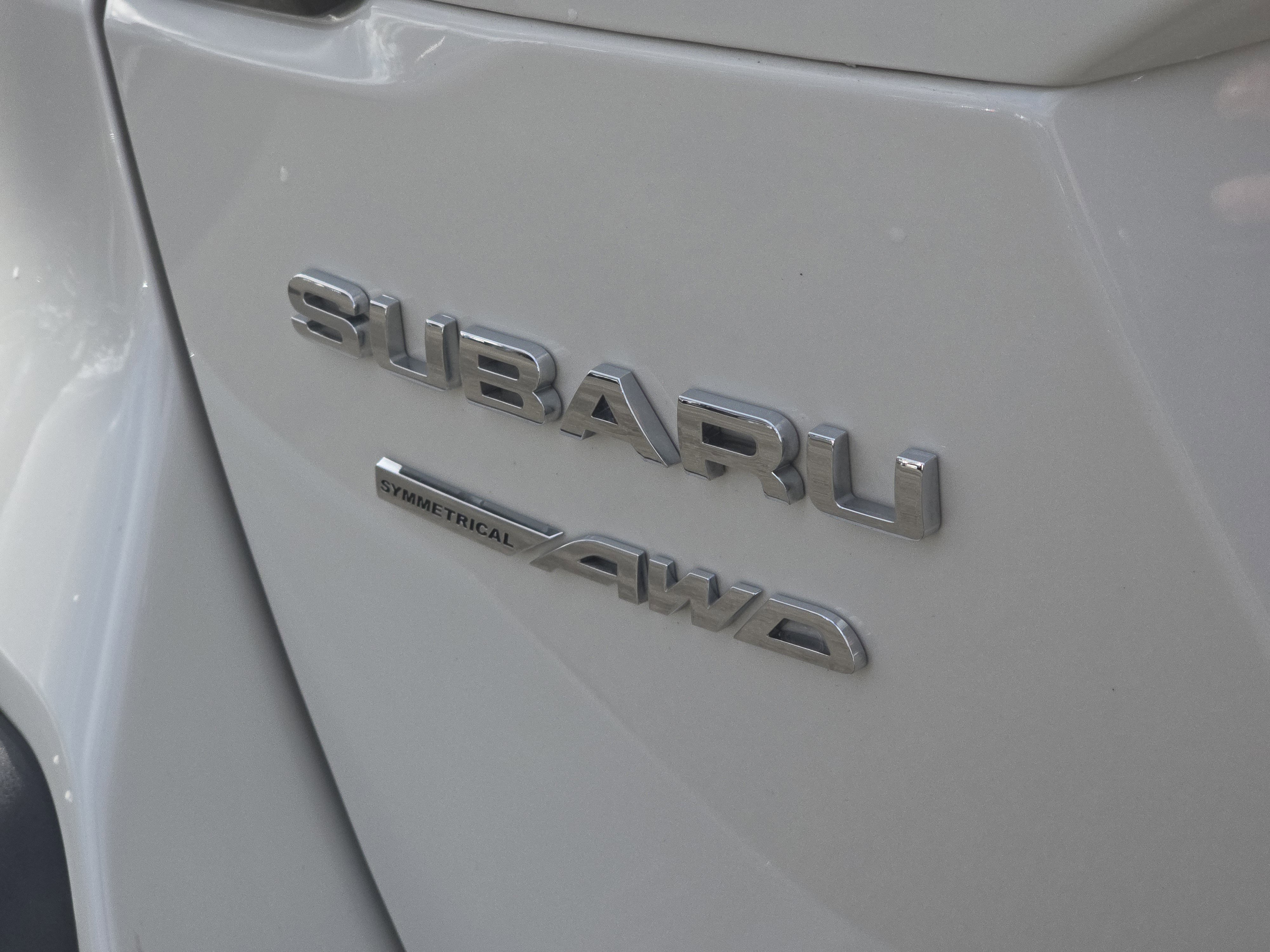 Certified 2025 Subaru Outback Limited w/ Popular Package #2 image 10