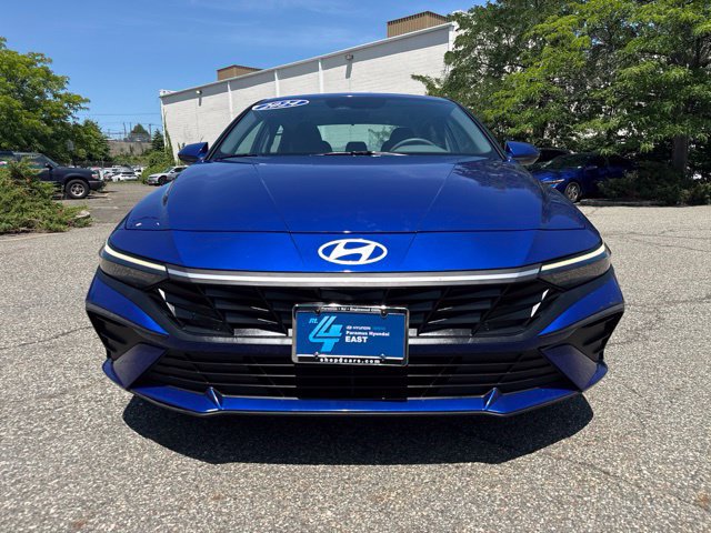 Used 2024 Hyundai Elantra SEL FWD image 2