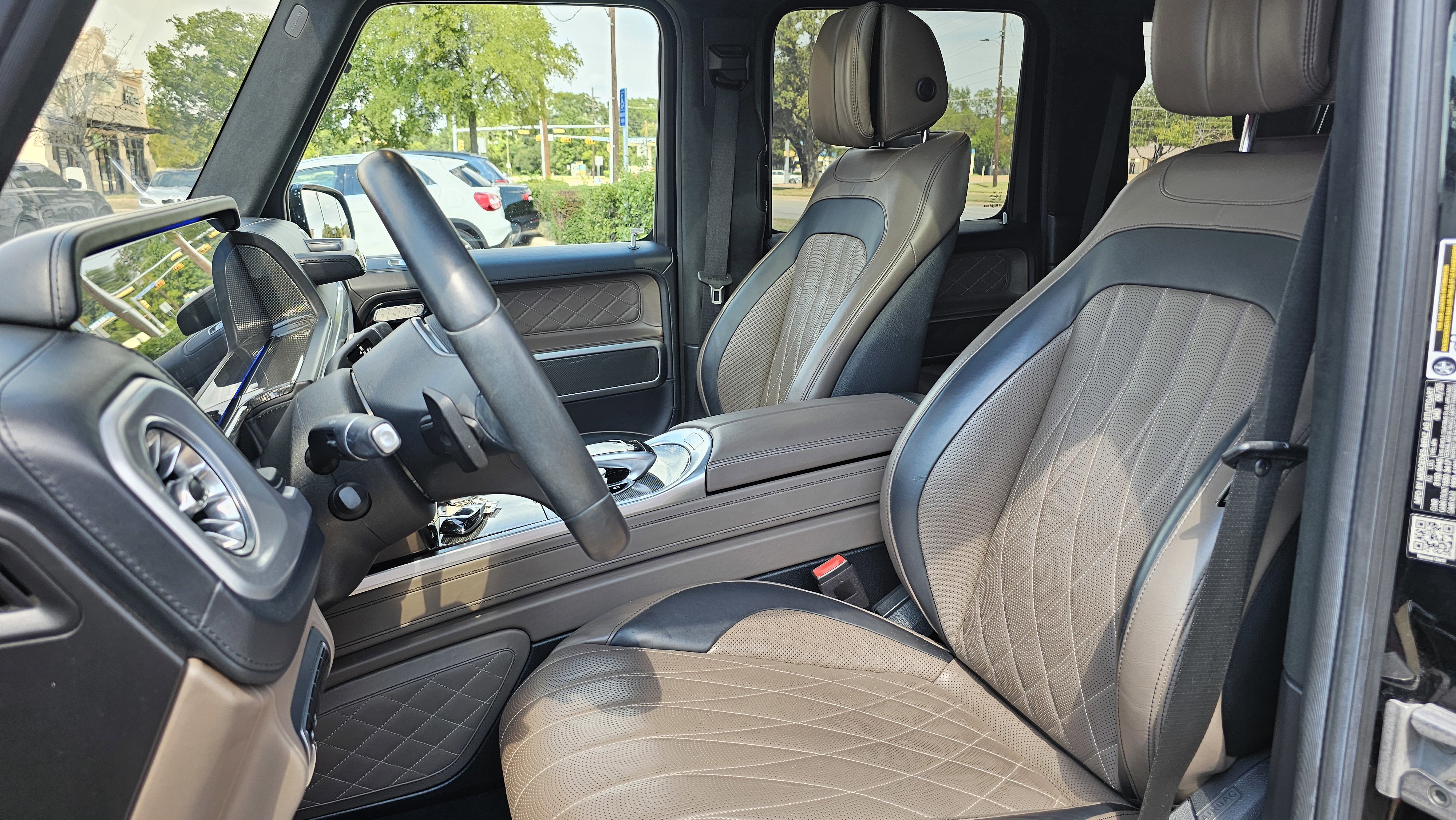 Used 2021 Mercedes-Benz G 550 image 26