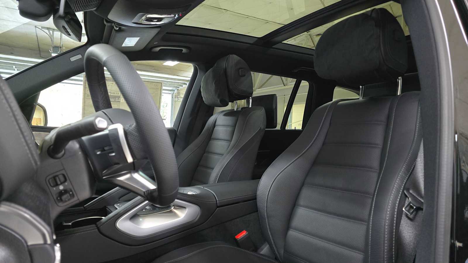 New 2026 Mercedes-Benz GLS 450 4MATIC image 25