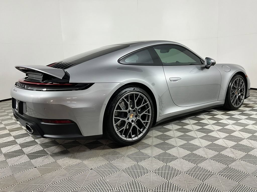 Used 2026 Porsche 911 Carrera image 4