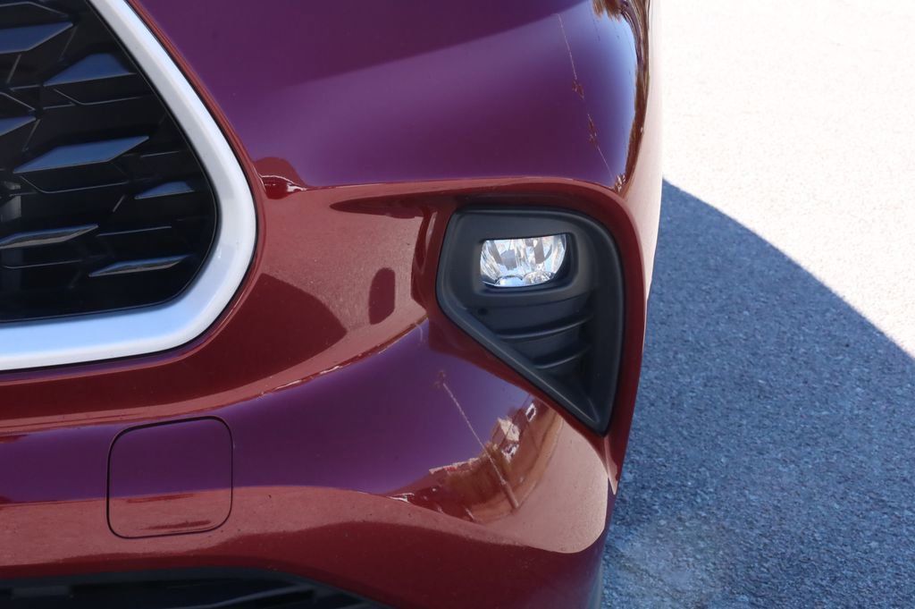 Used 2023 Toyota Highlander XLE image 17