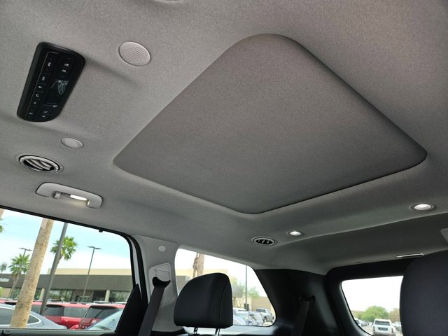 Used 2026 Hyundai Palisade Limited AWD/4WD image 11