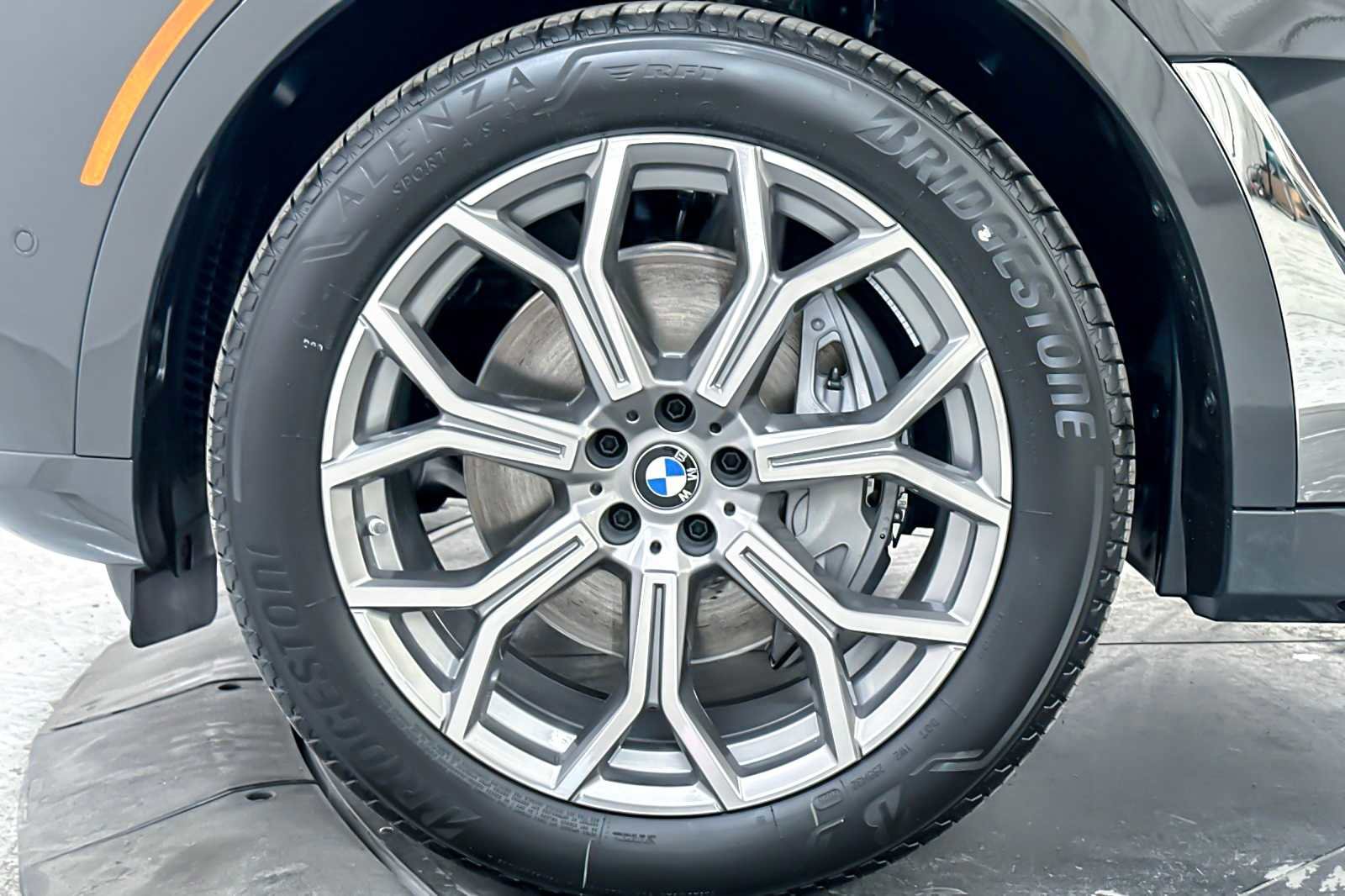 New 2026 BMW X7 xDrive40i image 25