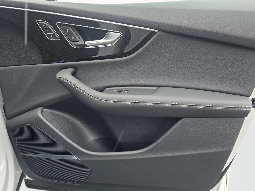 New 2026 Audi Q8 Prestige AWD/4WD image 24