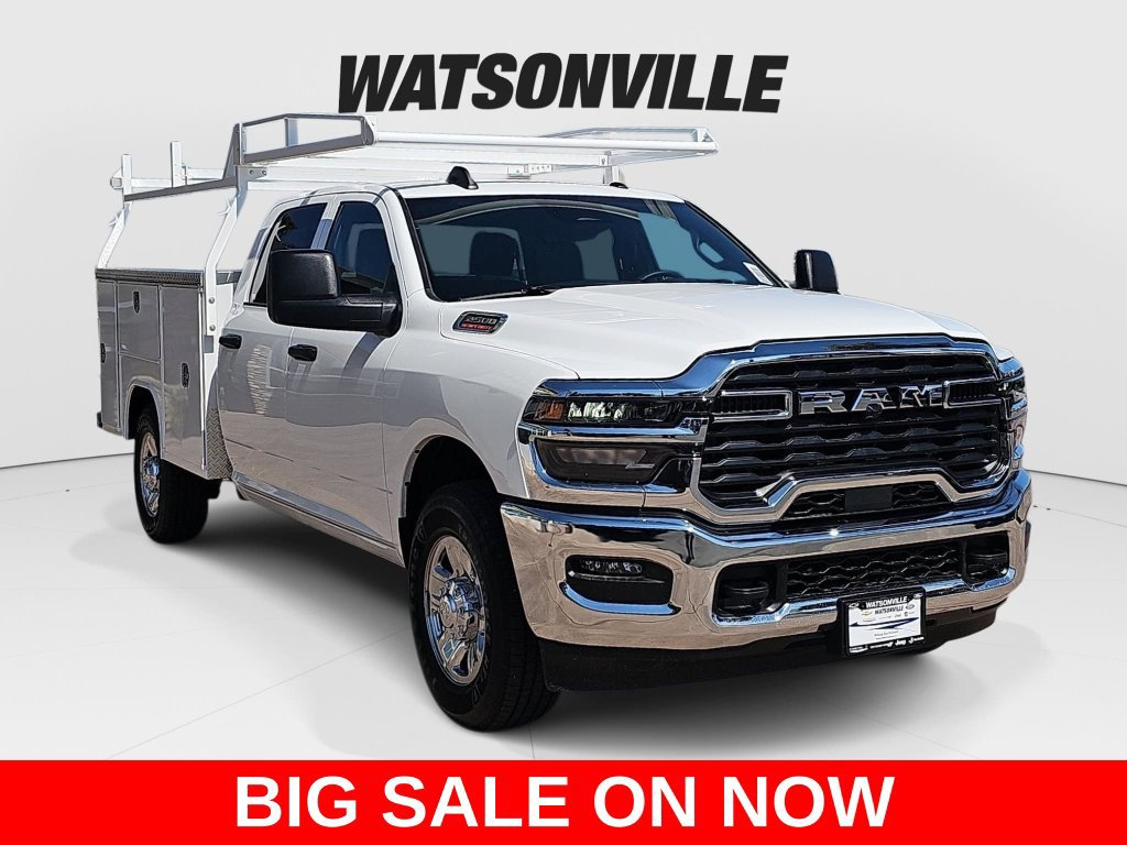 New 2026 RAM 2500 Tradesman w/ Chrome Appearance Group RWD 360° Tour
