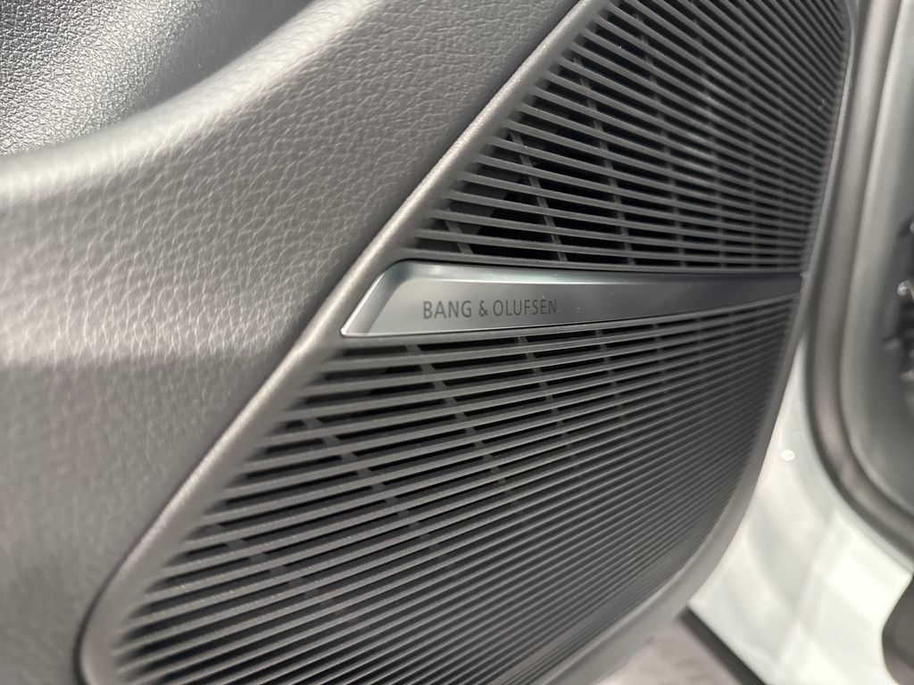 Used 2025 Audi RS Q8 performance AWD/4WD image 35
