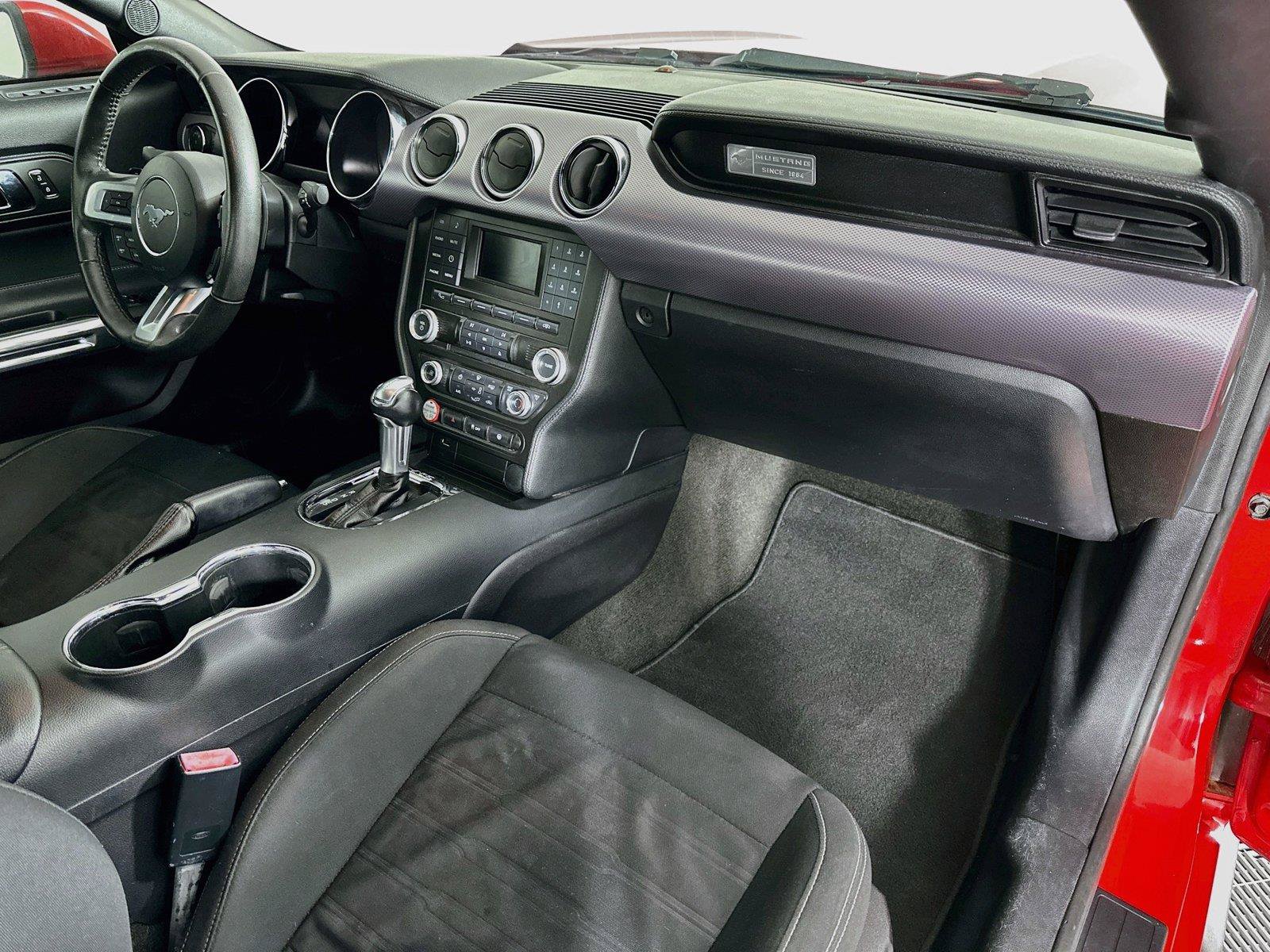 Used 2015 Ford Mustang Coupe RWD image 27