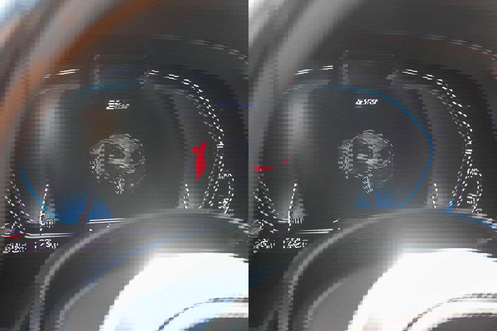 Certified 2023 BMW X5 xDrive45e w/ Executive Package image 31