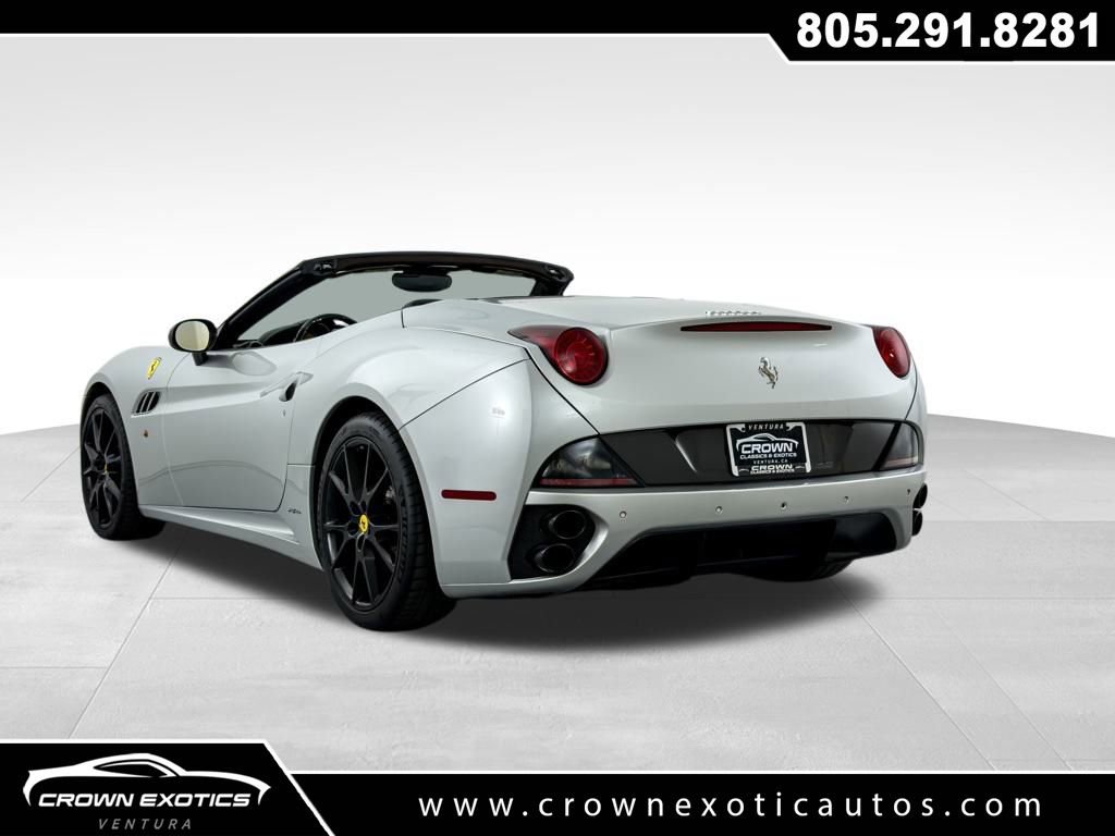 Used 2012 Ferrari California image 13