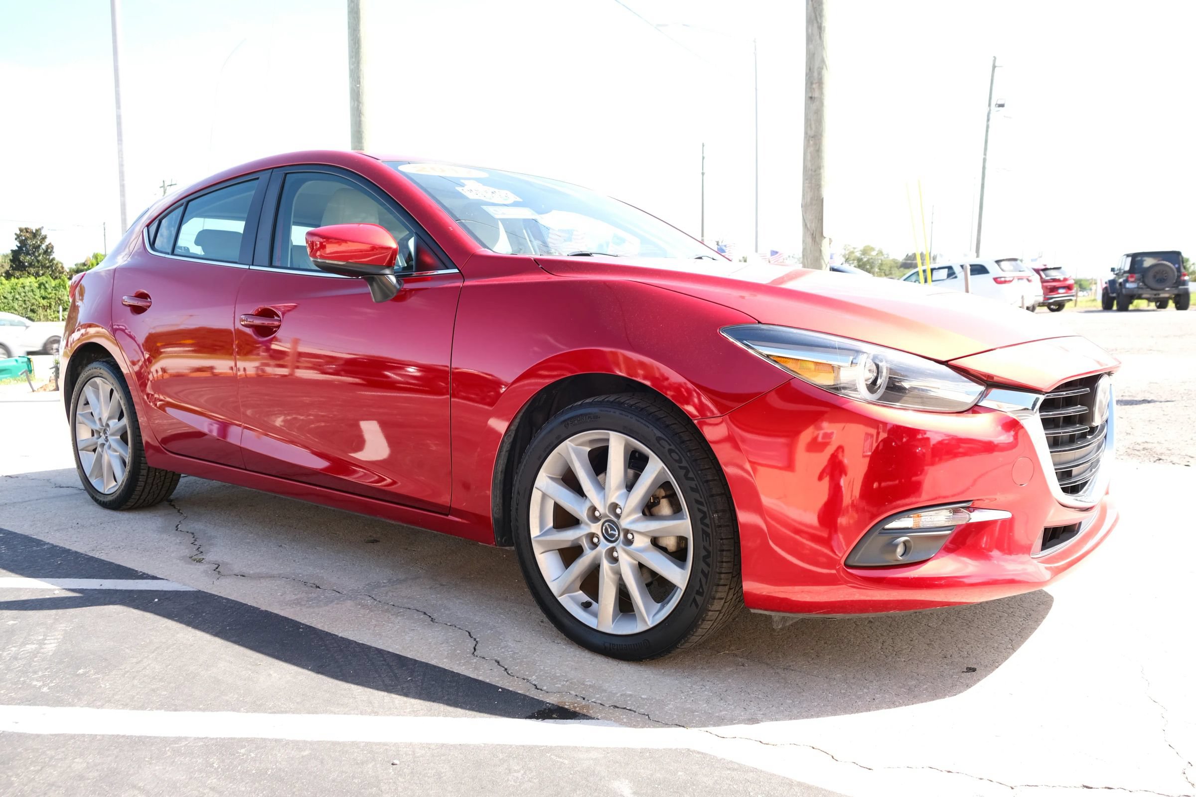 Used 2017 MAZDA MAZDA3 Grand Touring w/ Premium Equipment Package FWD image 3