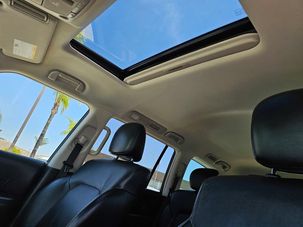 Used 2023 Nissan Armada SL w/ Cargo Package RWD image 32