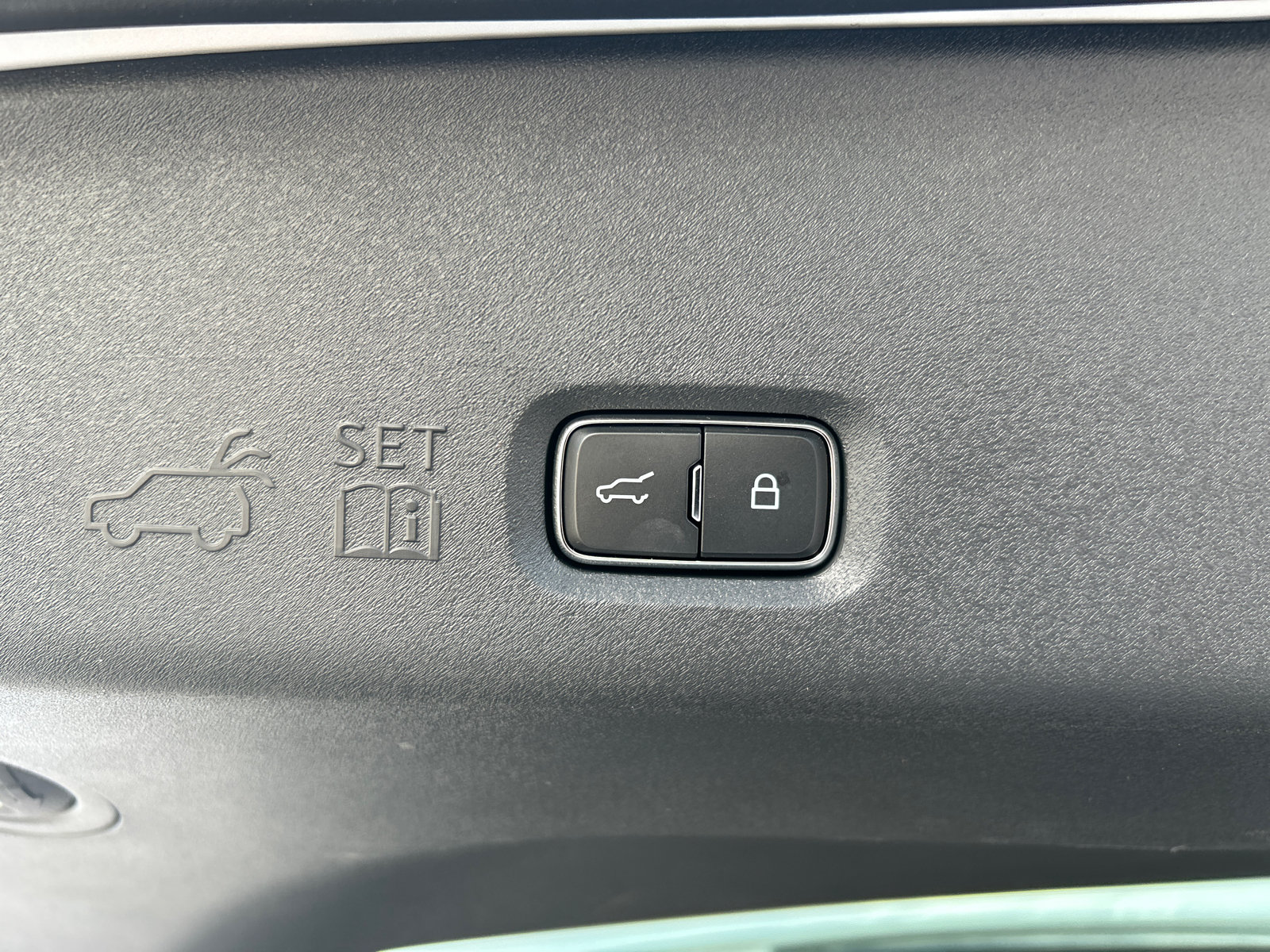 New 2026 Lincoln Navigator Premiere AWD/4WD image 11