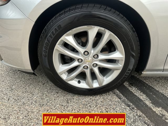 Used 2016 Chevrolet Malibu LT FWD image 8