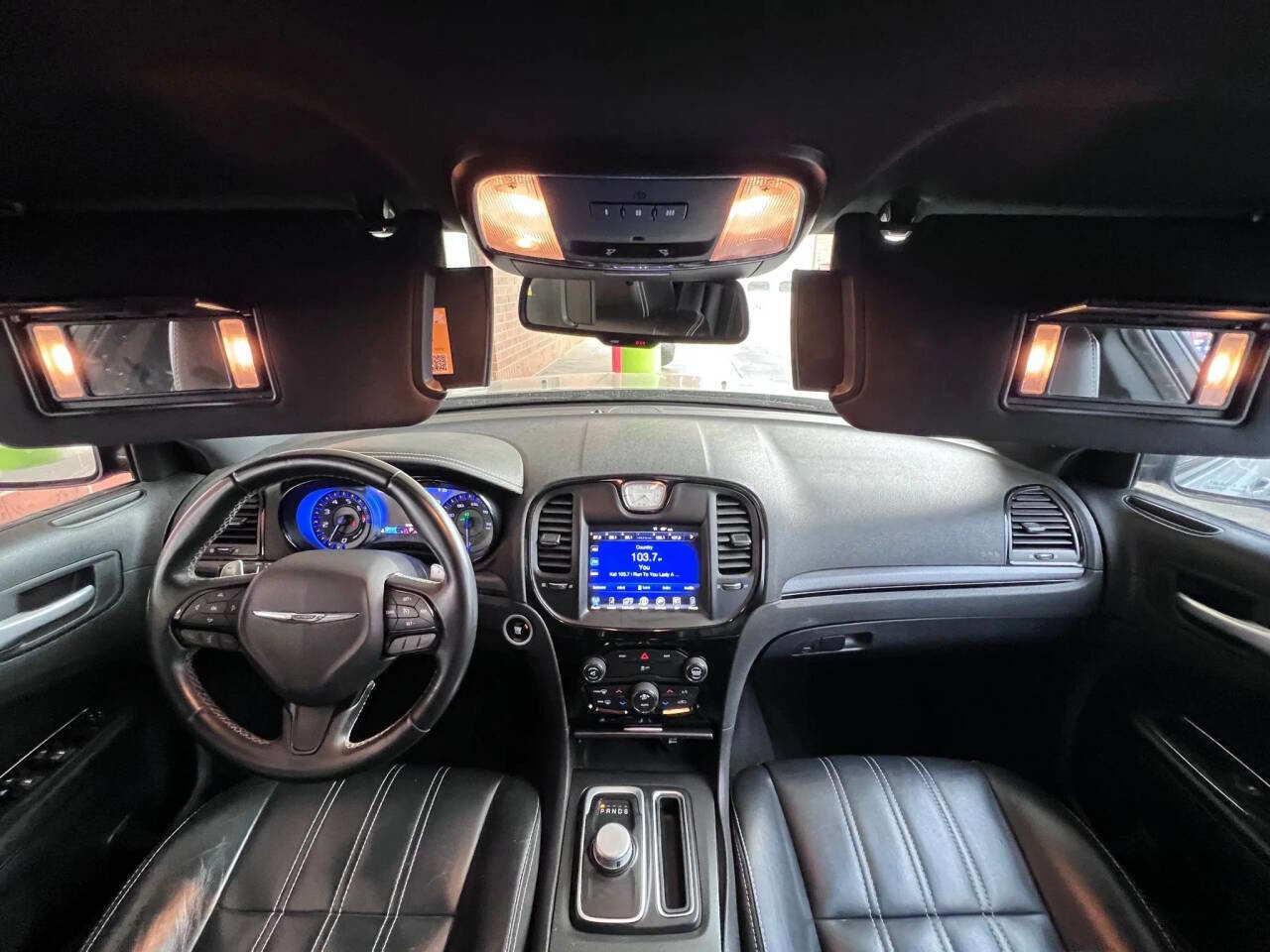 Used 2016 Chrysler 300 S image 21