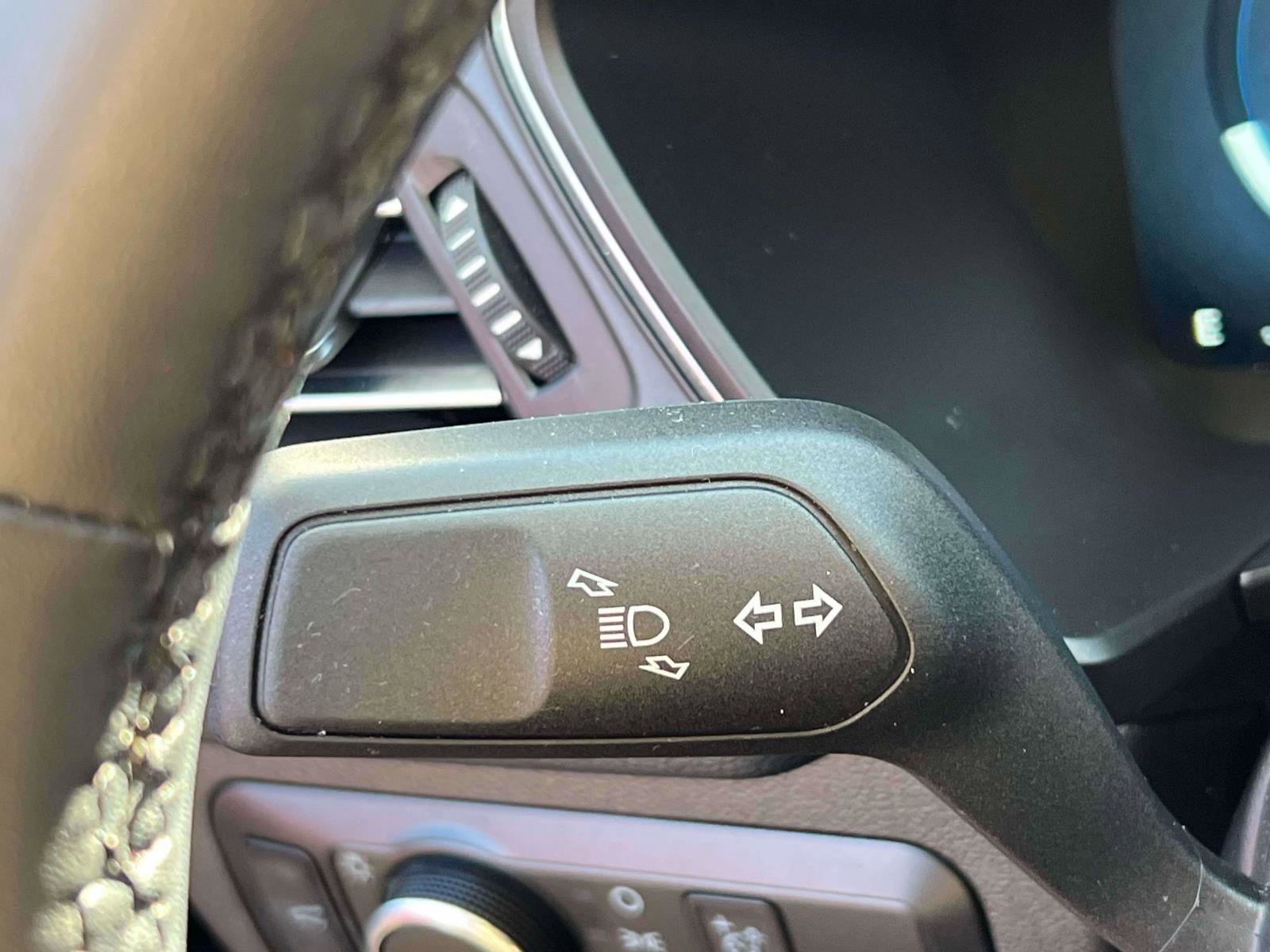 Used 2023 Ford Escape Platinum w/ Premium Technology Package image 25