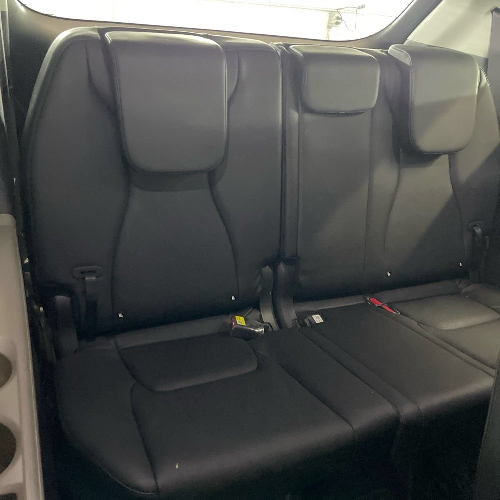 Used 2025 Kia Carnival SX FWD image 17