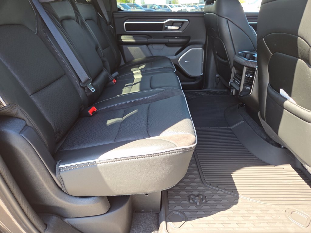 New 2027 RAM 1500 Laramie w/ Night Edition RWD image 18