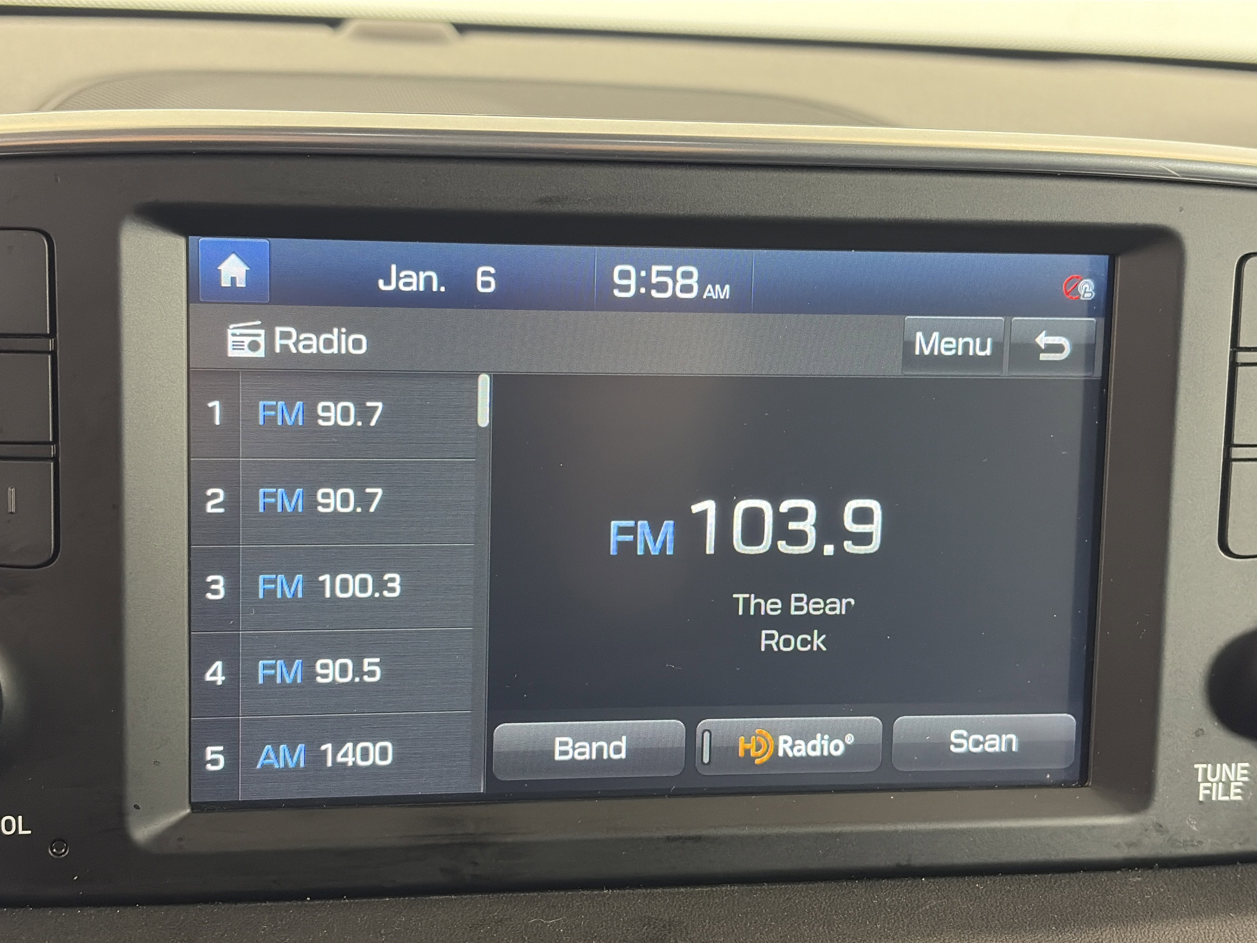 Used 2020 Hyundai Santa Fe SEL image 20