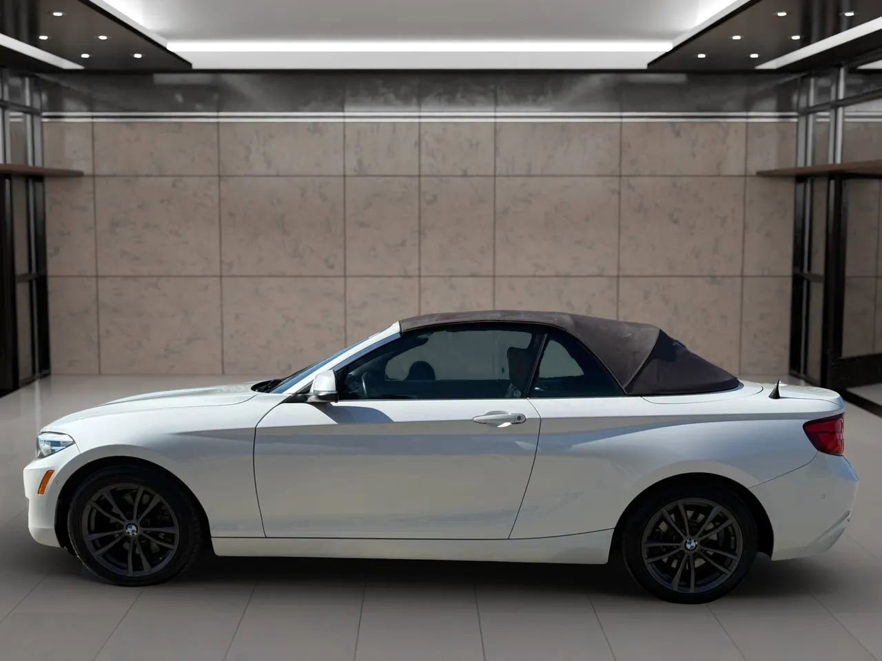Used 2018 BMW 230i Convertible w/ Premium Package Enhanced image 11