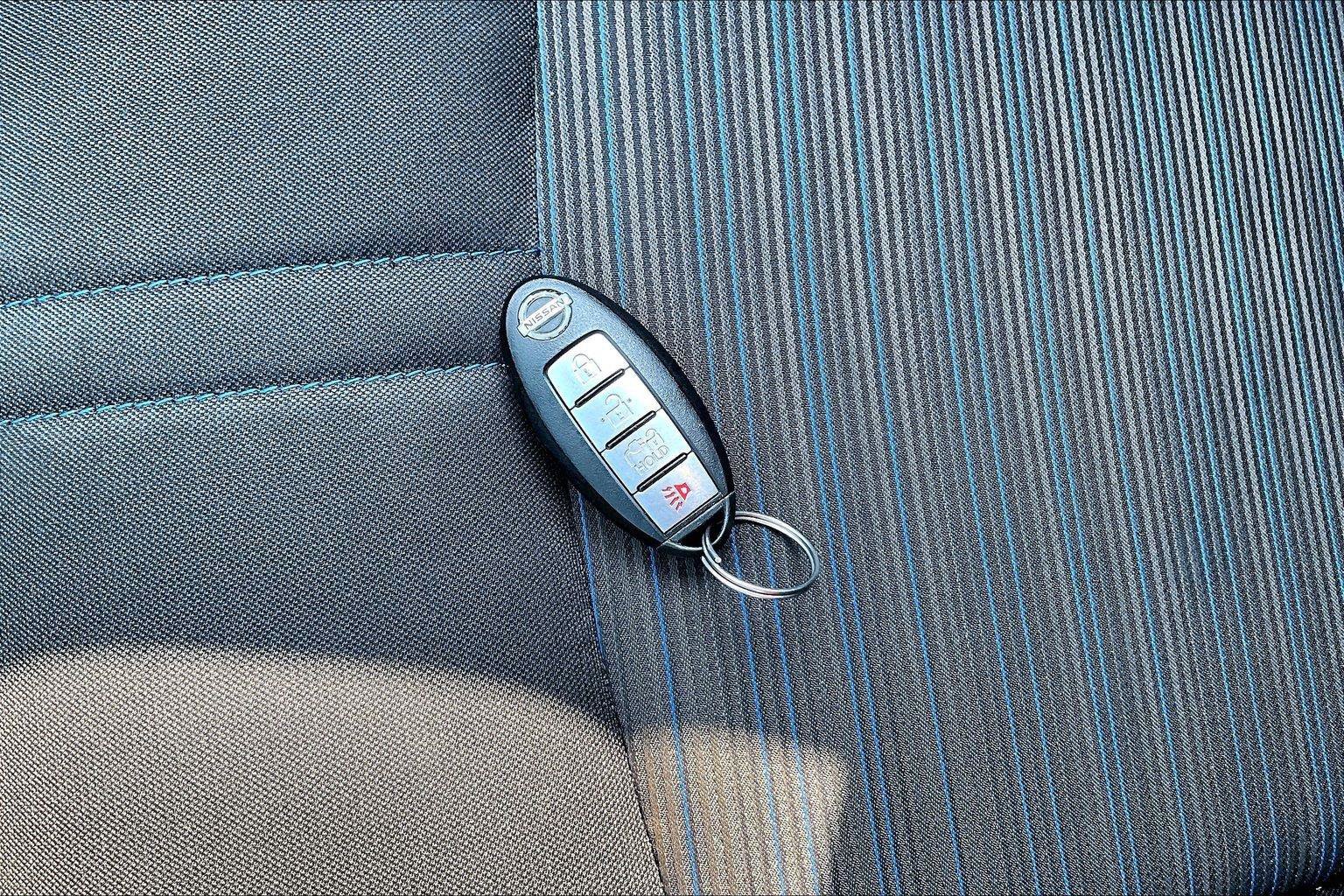 Used 2021 Nissan Leaf SV w/ SV Technology Package FWD image 33