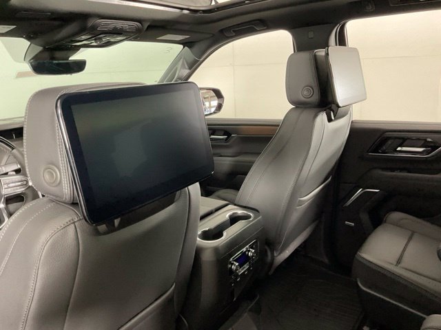 New 2026 GMC Yukon Denali w/ Denali Reserve Package AWD/4WD image 28