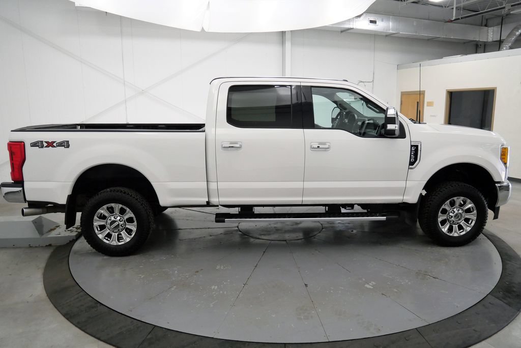 Used 2017 Ford F250 Lariat w/ Lariat Ultimate Package AWD/4WD image 8
