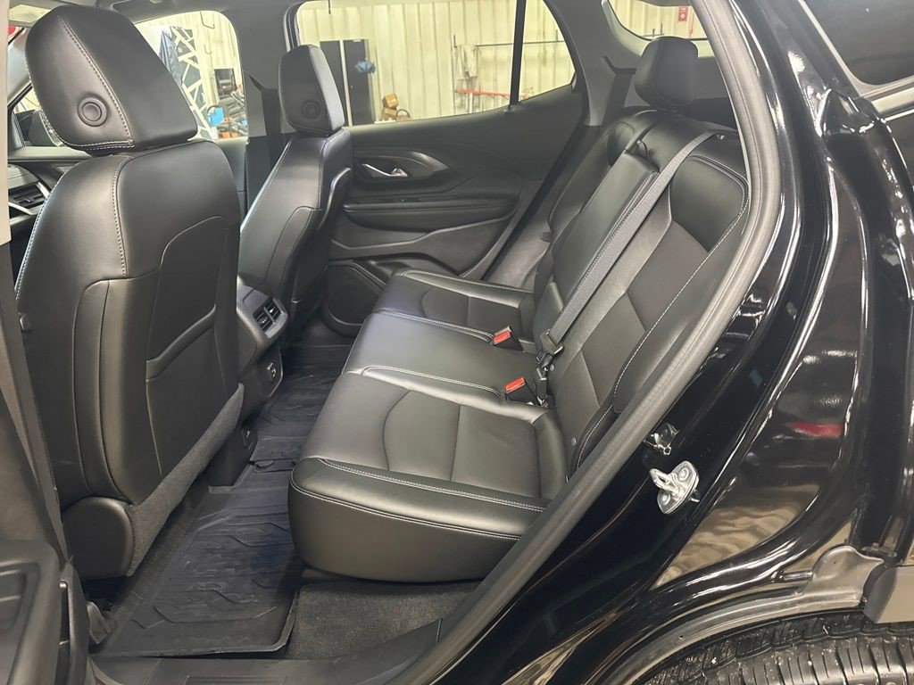 Certified 2024 GMC Terrain SLT w/ LPO, Floor Liner Package AWD/4WD image 25