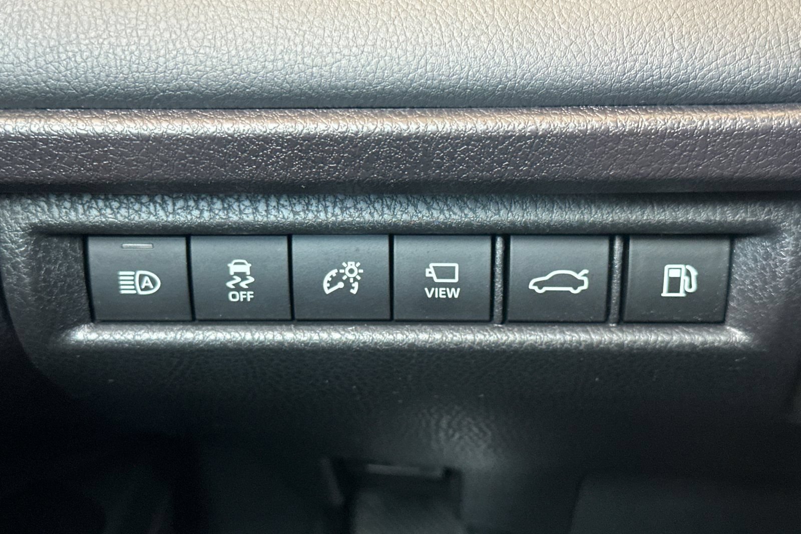 Used 2026 Toyota Camry XSE w/ Premium Plus Package FWD image 30