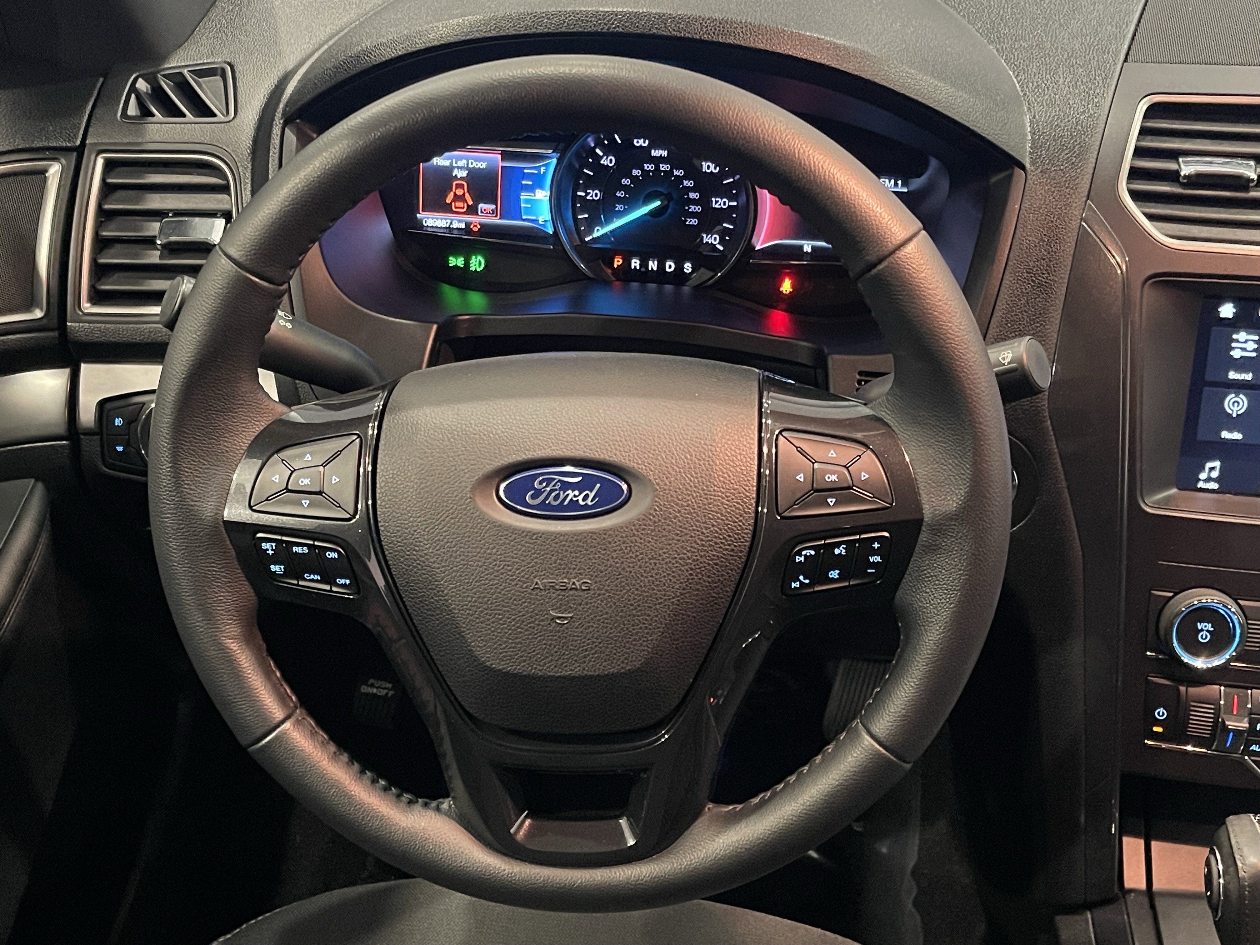 Used 2018 Ford Explorer XLT w/ Equipment Group 201A image 19