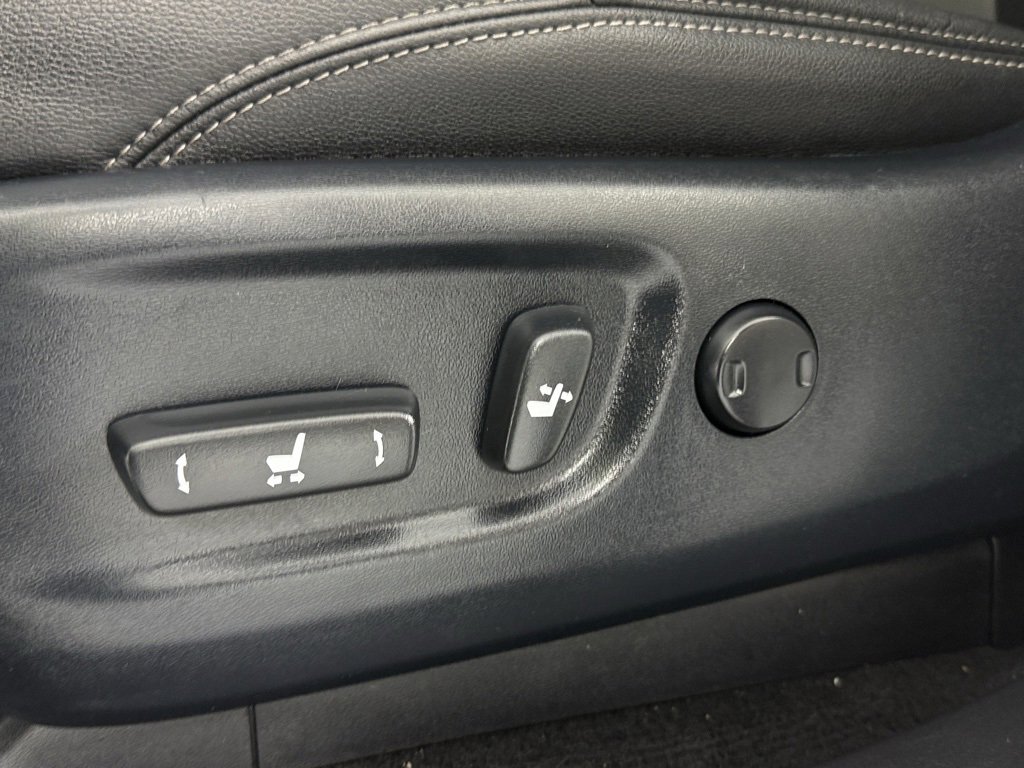 Used 2020 Toyota 4Runner SR5 Premium w/ Moonroof Package image 16