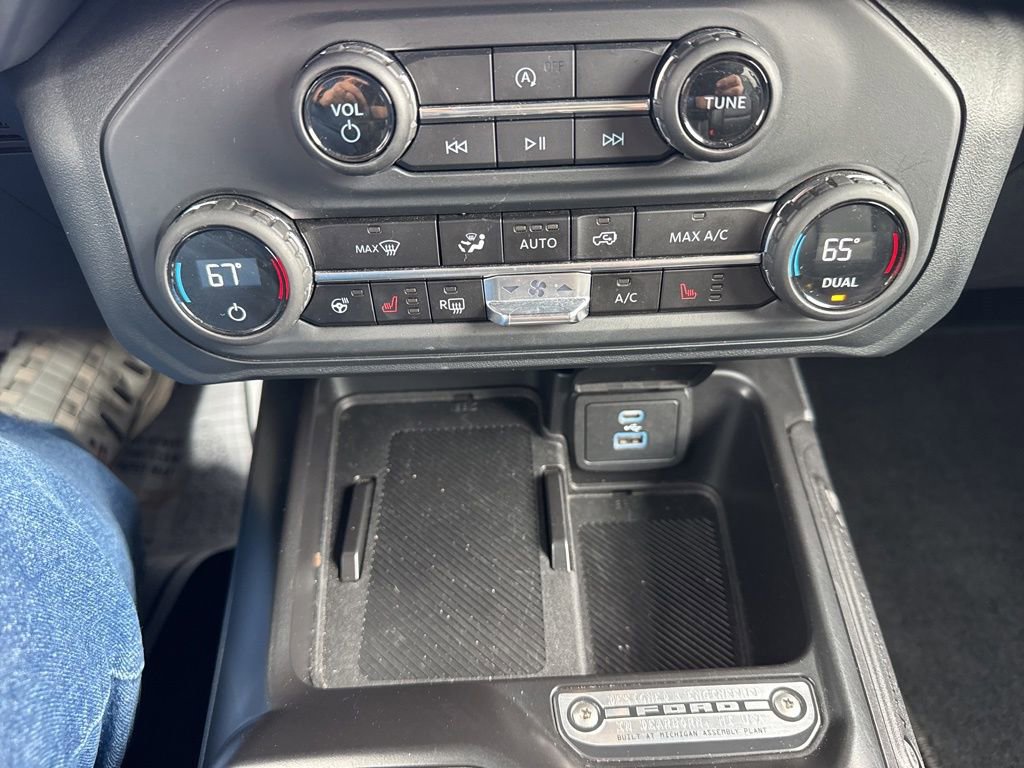 Used 2025 Ford Bronco Outer Banks image 31