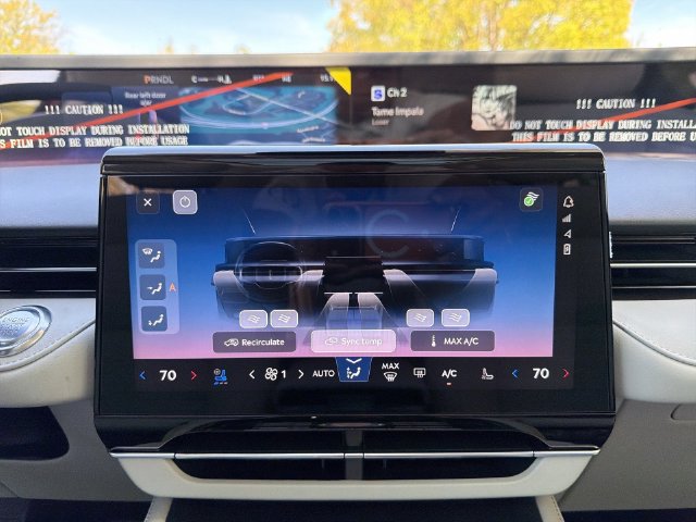 New 2026 Lincoln Nautilus Reserve AWD/4WD image 19