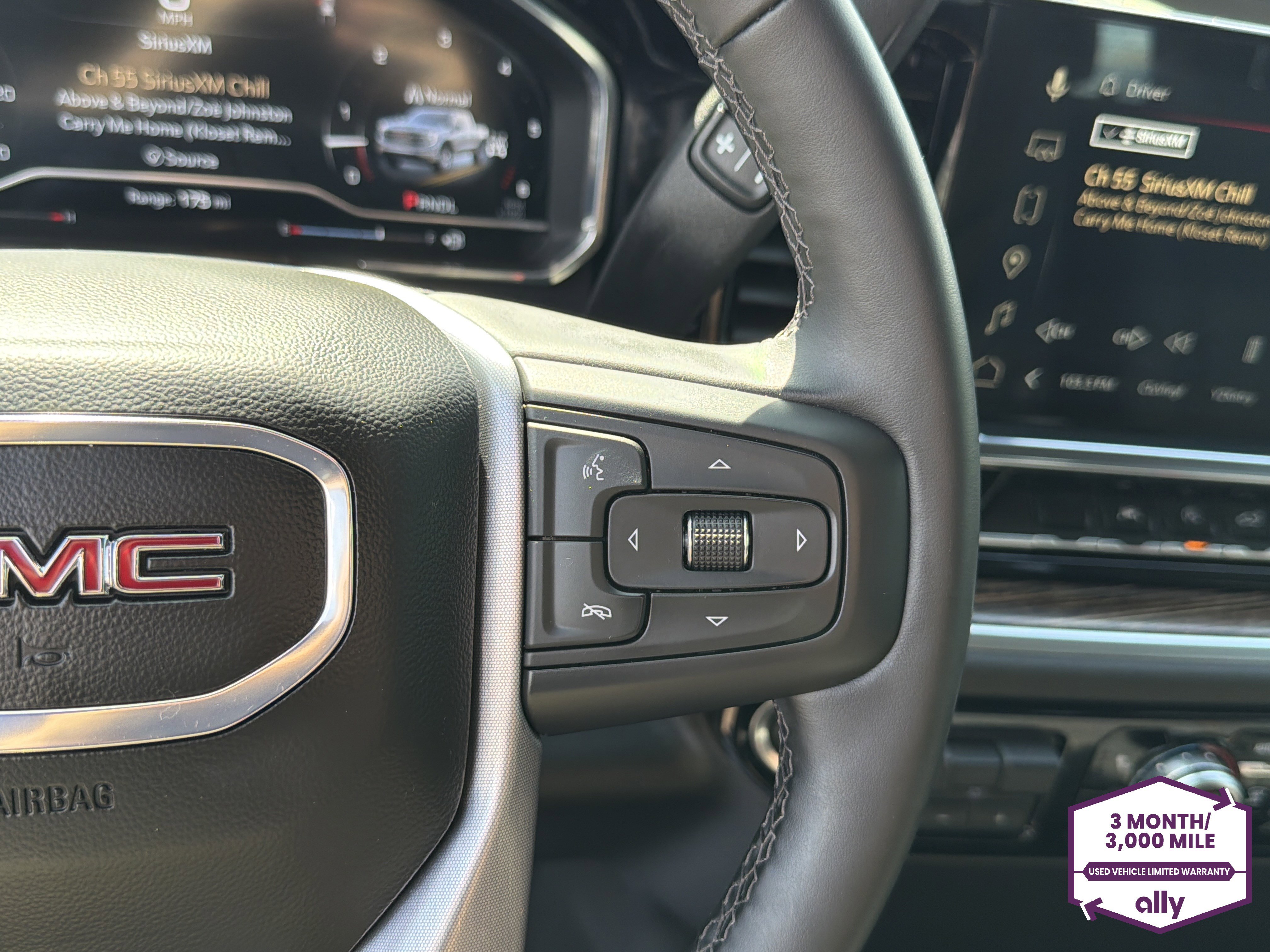 Used 2025 GMC Sierra 1500 Elevation w/ LPO, Elevation Black Package AWD/4WD image 18