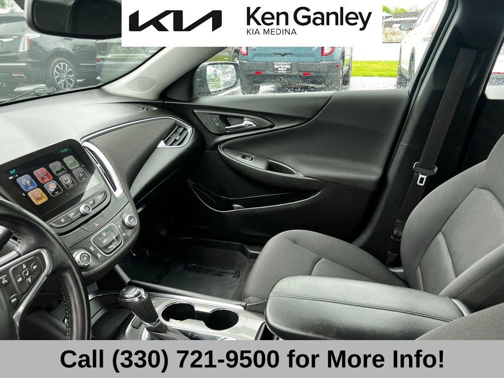 Used 2018 Chevrolet Malibu LT w/ Redline Edition FWD image 42