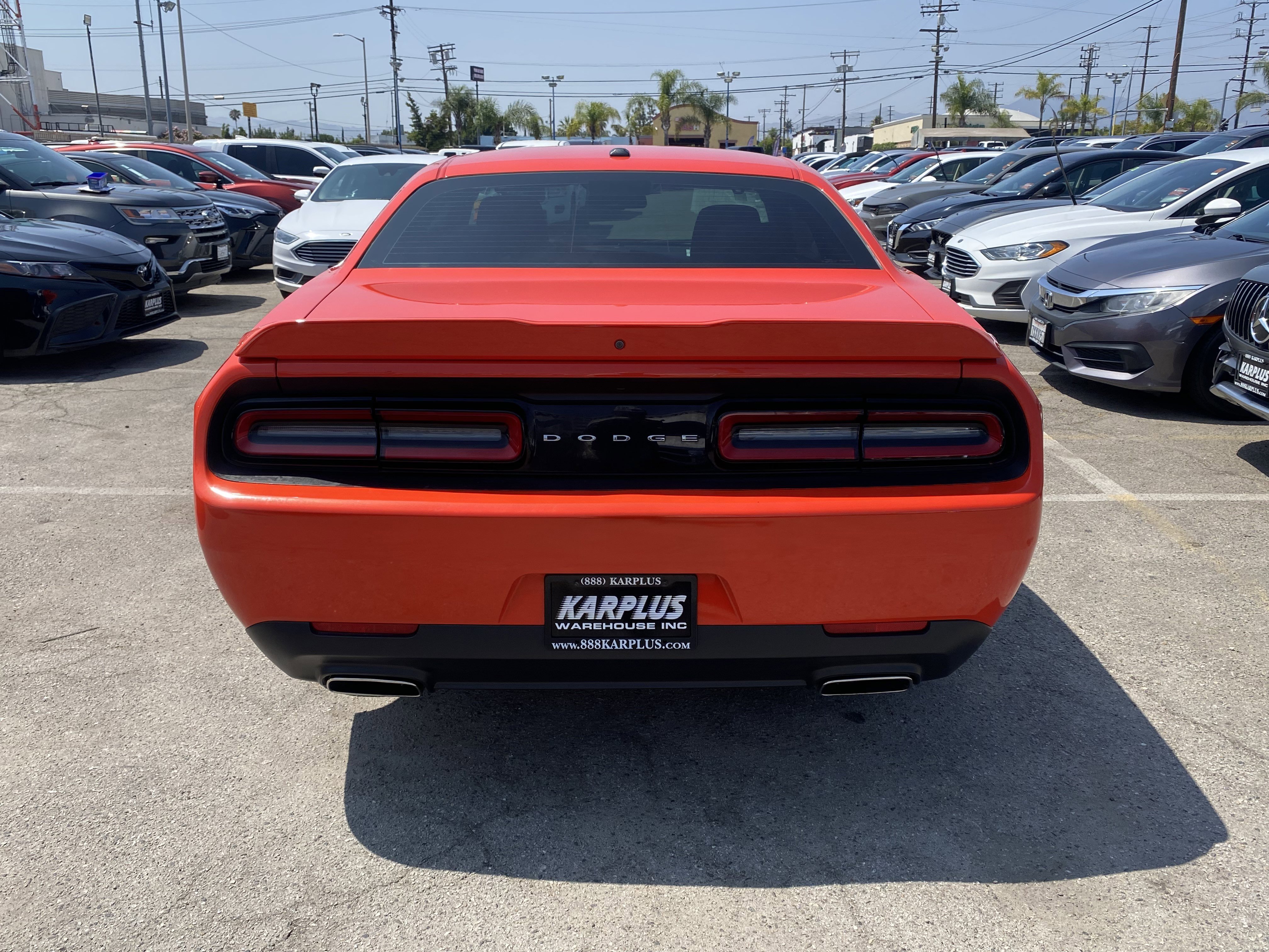 Used 2020 Dodge Challenger SXT RWD image 7