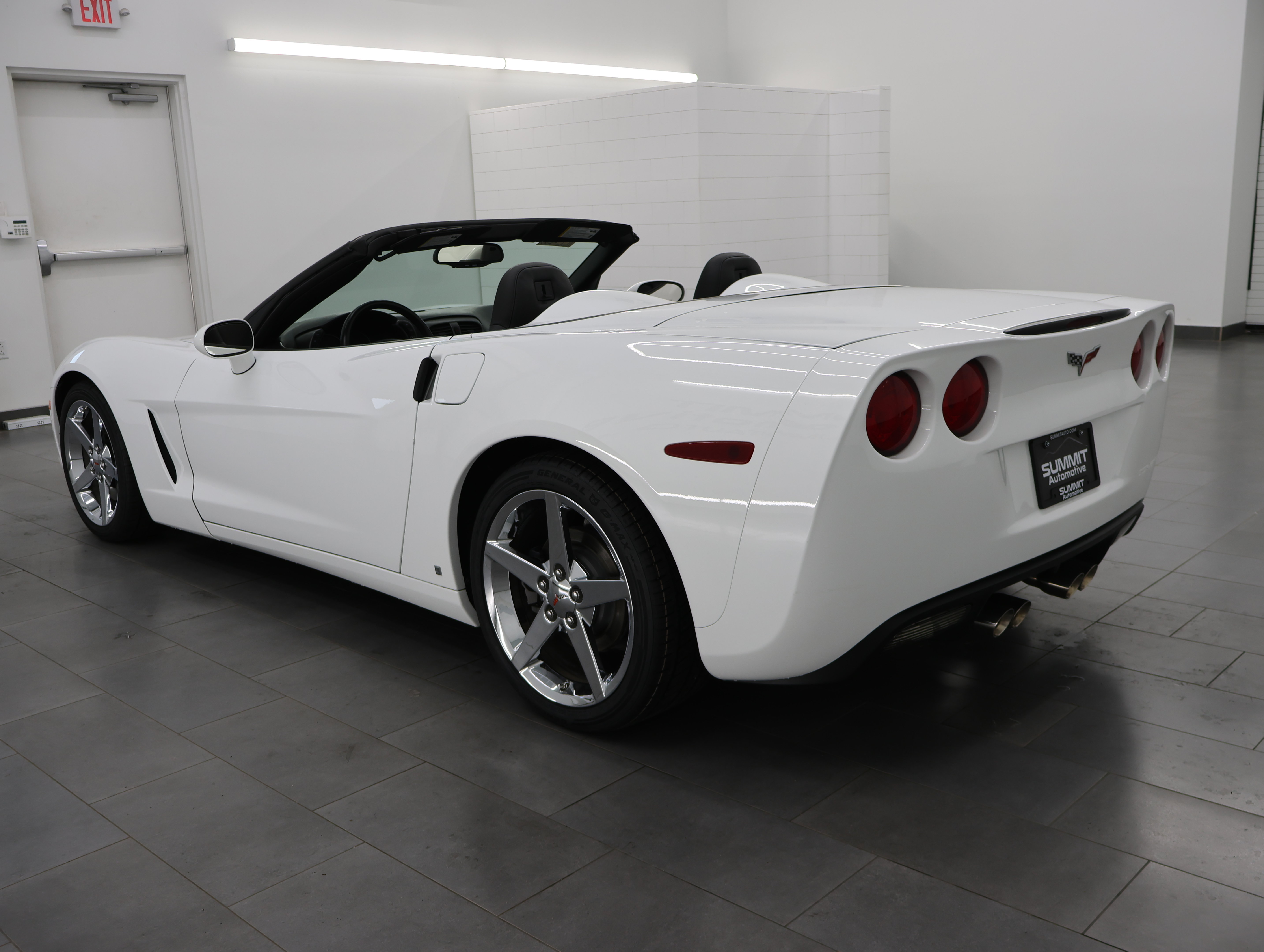 Used 2007 Chevrolet Corvette Convertible w/ Preferred Equipment Group RWD image 47