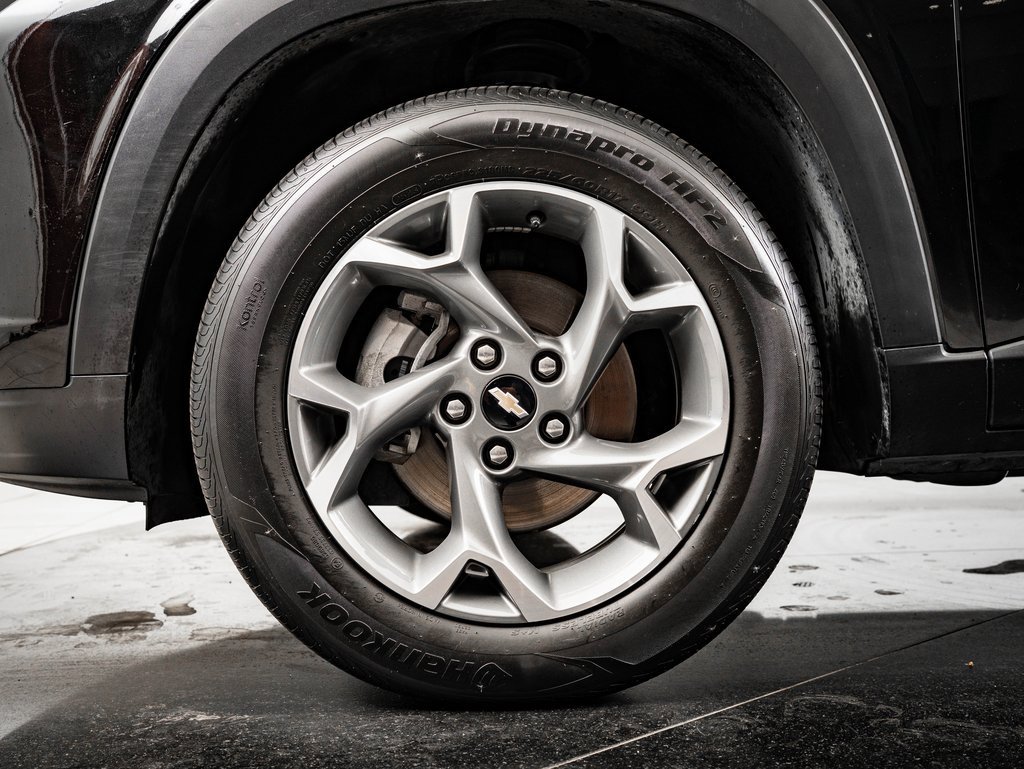 Used 2024 Chevrolet Trax LT w/ Driver Confidence Package image 13