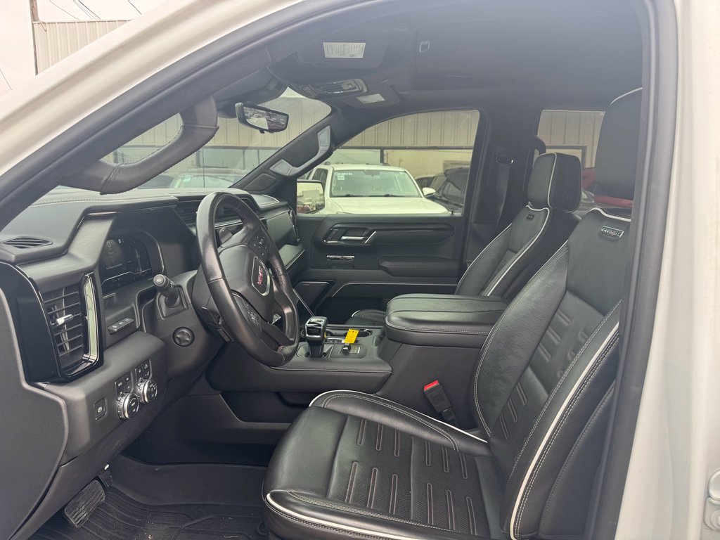 Used 2024 GMC Sierra 1500 AT4X image 15