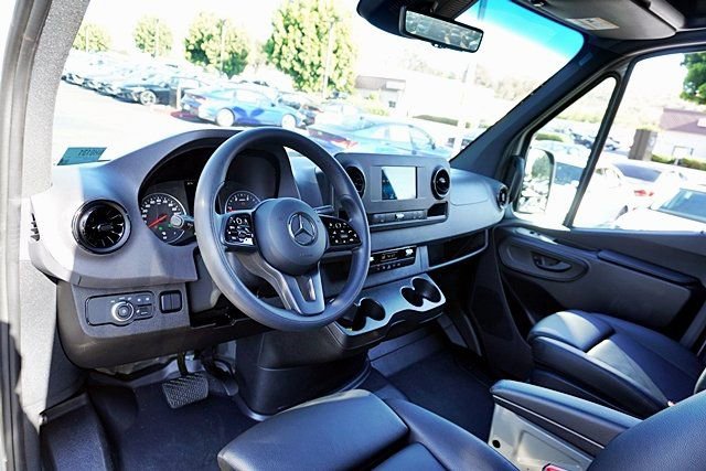 Used 2024 Mercedes-Benz Sprinter 2500 w/ Parking Package image 24