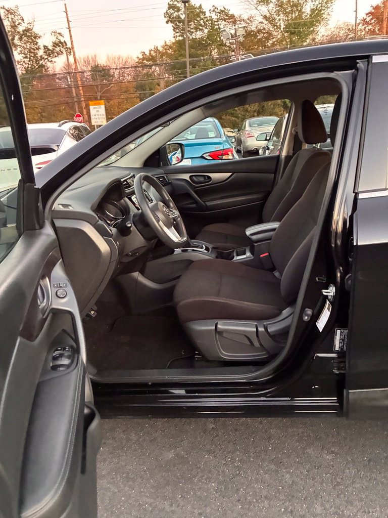 Used 2021 Nissan Rogue Sport S AWD/4WD image 26