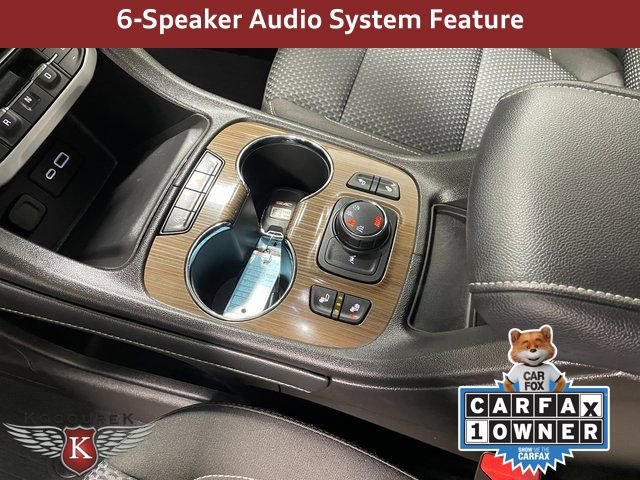 Used 2023 GMC Acadia SLE w/ Driver Convenience Package image 18