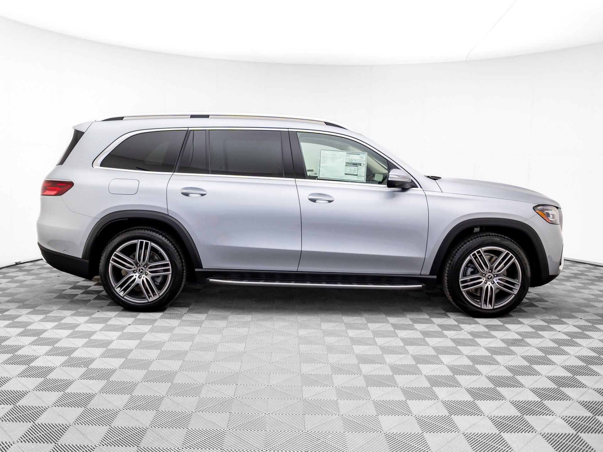 New 2026 Mercedes-Benz GLS 450 4MATIC image 6