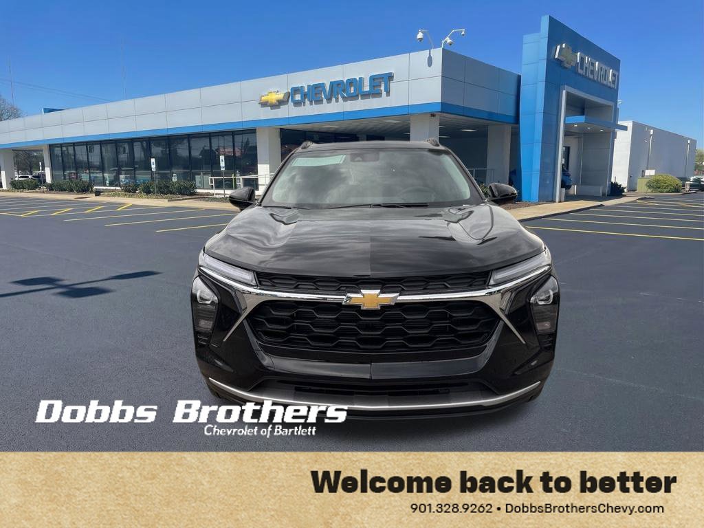 New 2026 Chevrolet Trax LT w/ LT Convenience Package FWD image 2