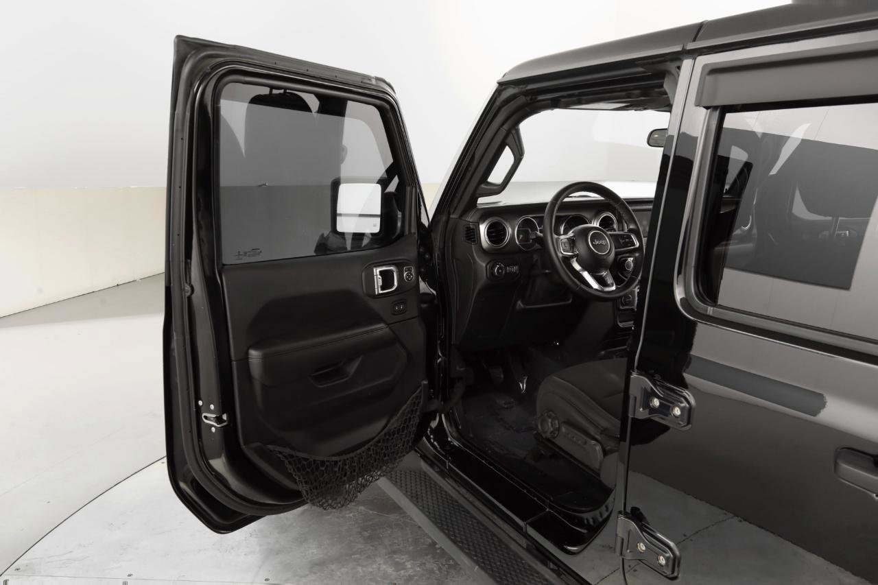 Used 2021 Jeep Wrangler Unlimited Sahara image 11