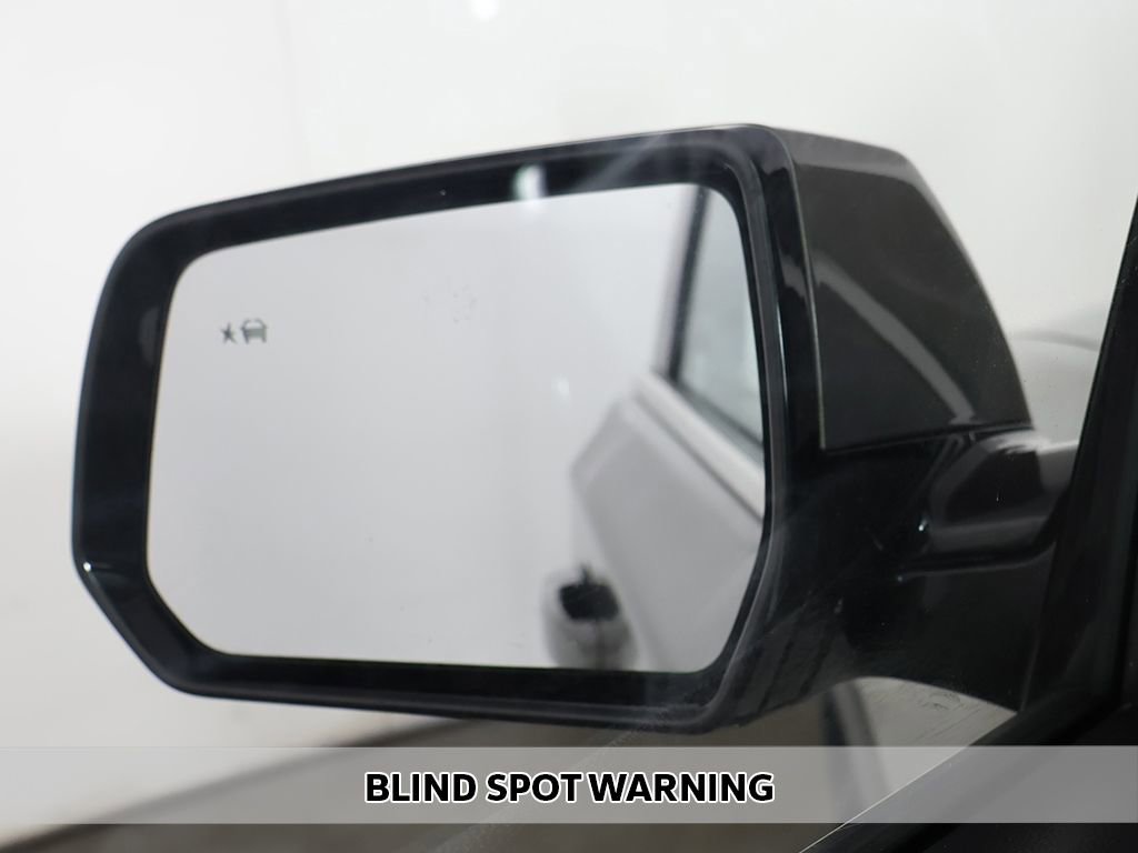 Used 2018 Chevrolet Traverse LT image 3